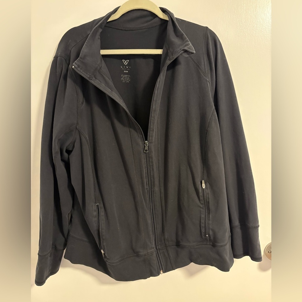 Livi Active Black Jacket size 22-24